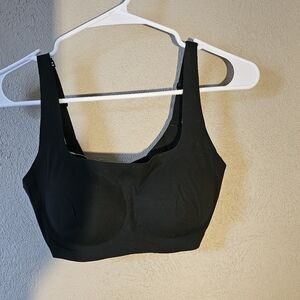 SKIMS Black Women's Naked Scoop Bra Medium